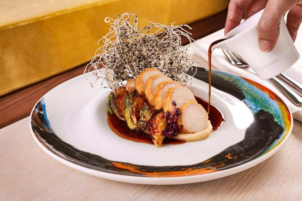 Ette Luxury Hotel & Spa Four Corners ภายนอก รูปภาพ A plate of abalone