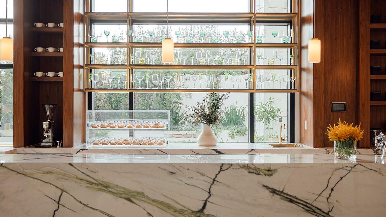 Ette Luxury Hotel & Spa Four Corners ภายนอก รูปภาพ Countertops made of Calacatta Gold